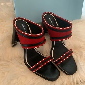 Brand new Antonio Melani Heels!